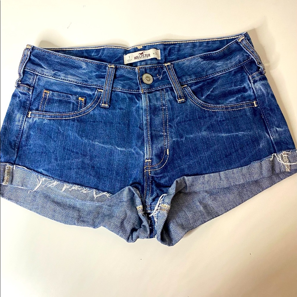 Hollister high waisted shorts